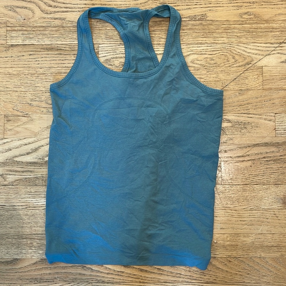 Lululemon razorback tank top size 10